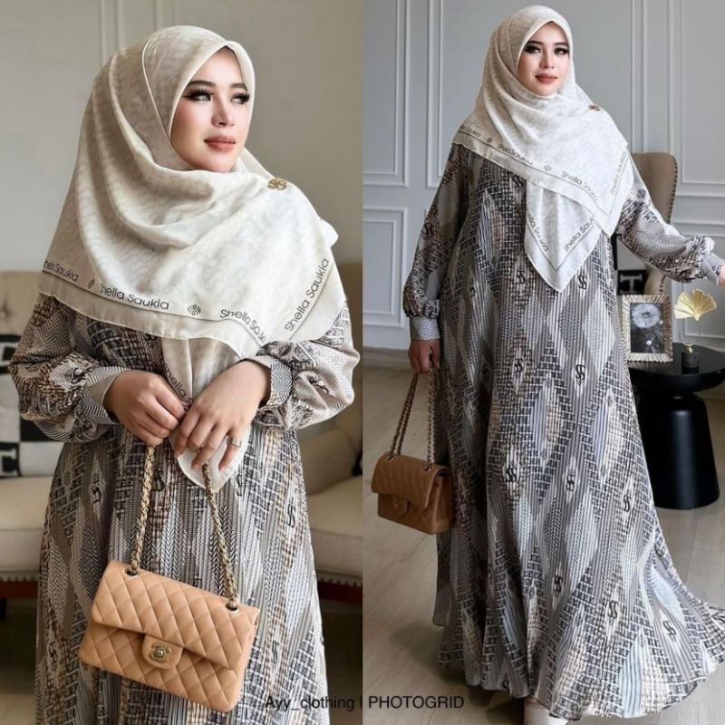 Shella Saukia - Set hijab gamis plisket monogram by shella saukia