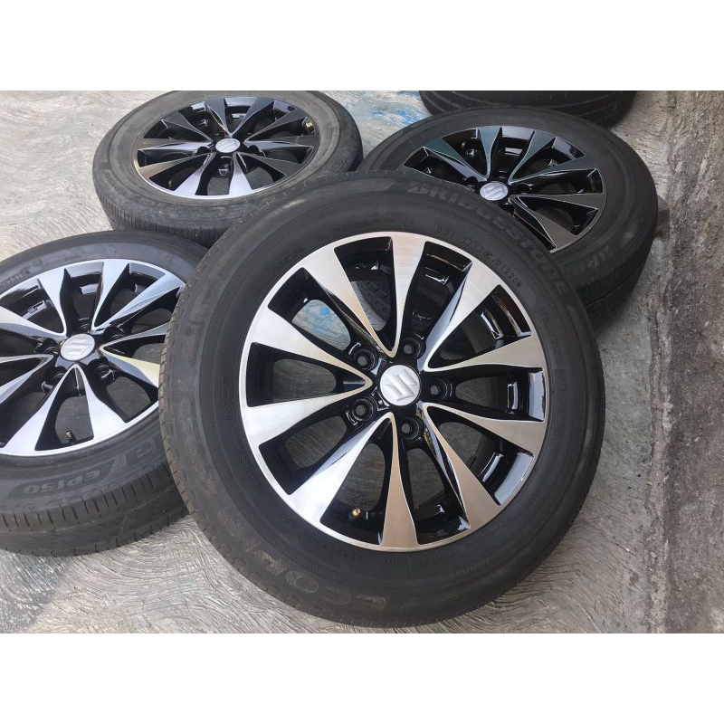 velg ori ertiga black polish R15 PCD 5/114 kondisi bekas masih bagus