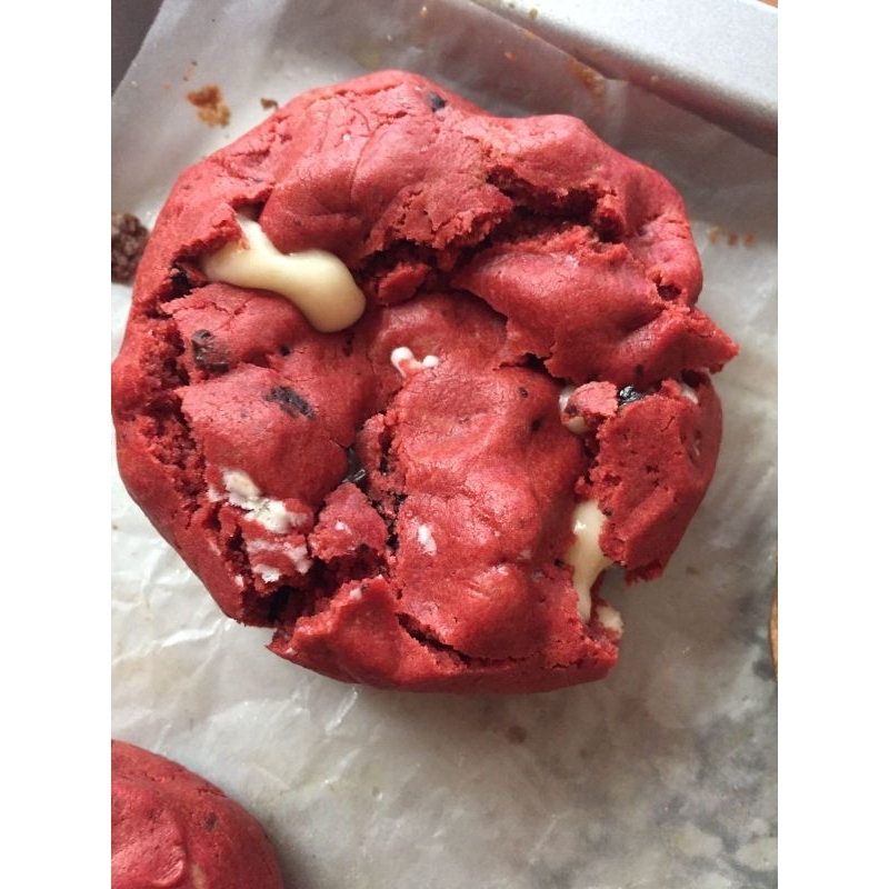 

SOFT Cookies red velvet cheese melted