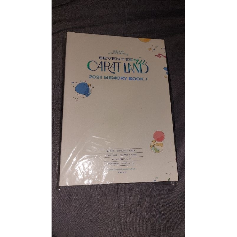 Seventeen Caratland Memory Book Official