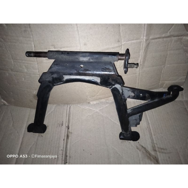 jagang tengah Vario 125/150 LED