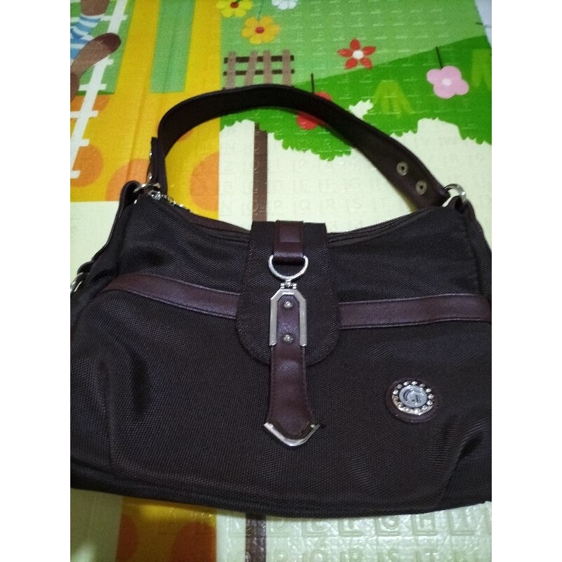 Shoulder bag like new