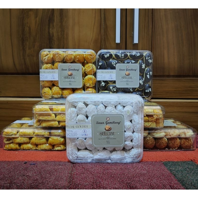 

JAJAN LEBARAN KUE KERING SPECIAL 350gram/NASTAR/HAMPERS/CAMILAN