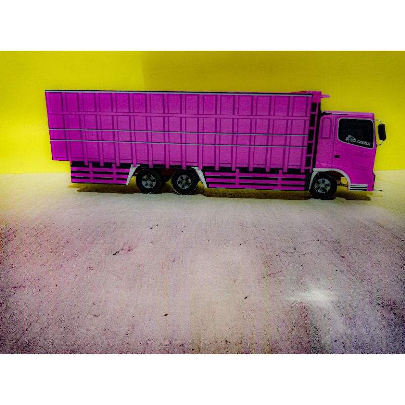 miniatur truk tronton Hino non lampu