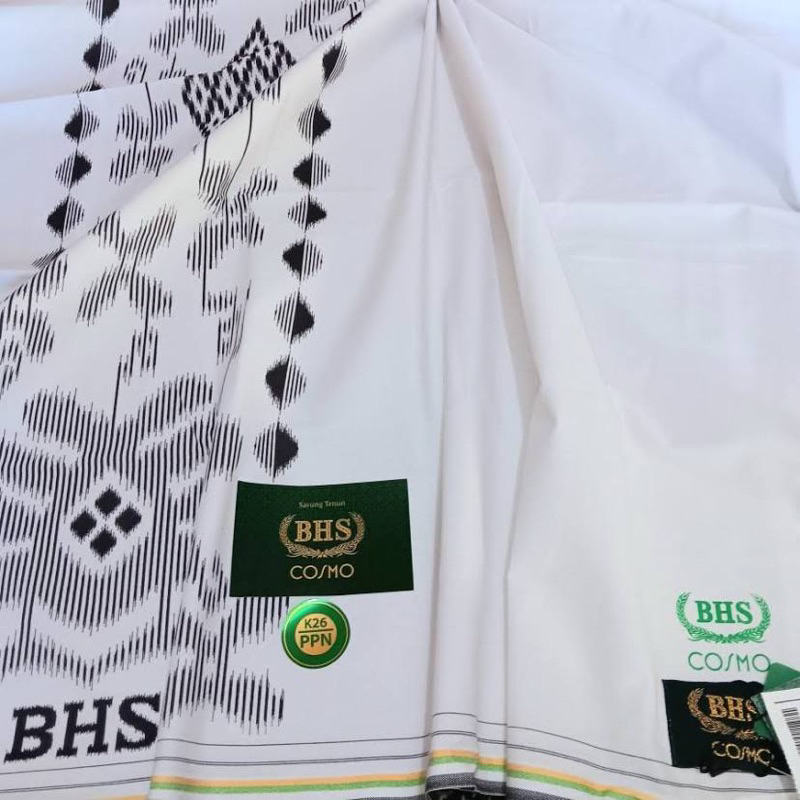 Sarung BHS hitam dan putih Original