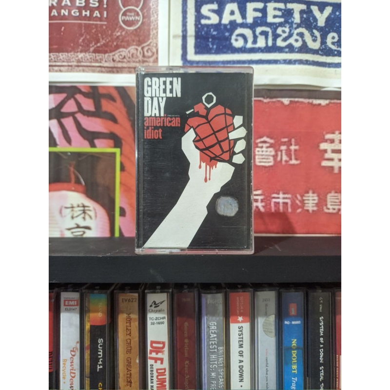 Kaset Green Day - American Id*iot (Original)