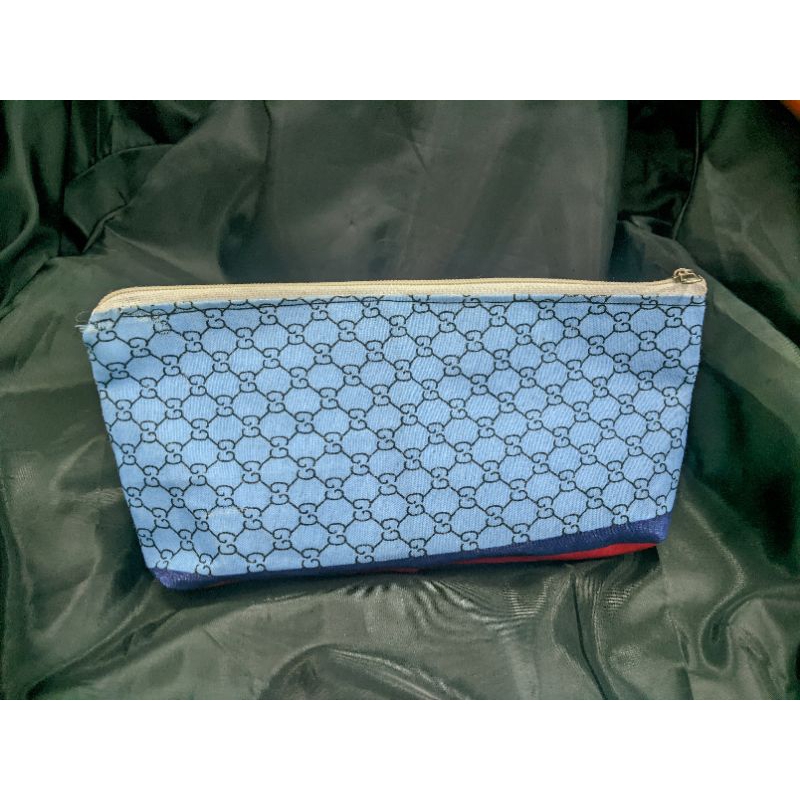 

Tempat Pensil Batik