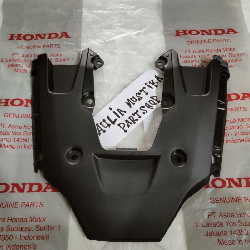 sambungan body belakang bawah adv 160 cover center lower adv160