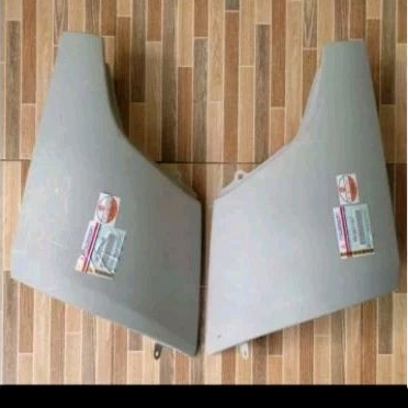 panel pipi sudut depan 2 buah ORI Mitsubishi colt canter PS 110 PS 125 PS 136 harga untuk sepasang