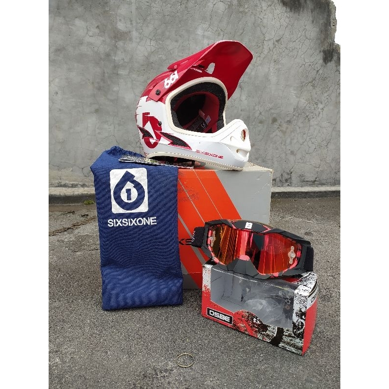 Helm Sepeda Full Face sixsixone (661) comp size M