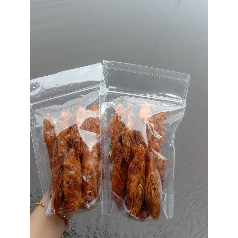 

*Cemilan Kerupuk jabuk Renyah dan manis