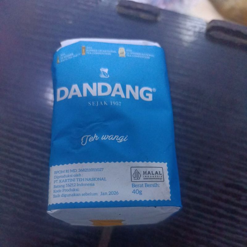 

TEH DANDANG BIRU 40 GRAM ( 1 BAL ) ISI 10 PAK X 10 BUNGKUS