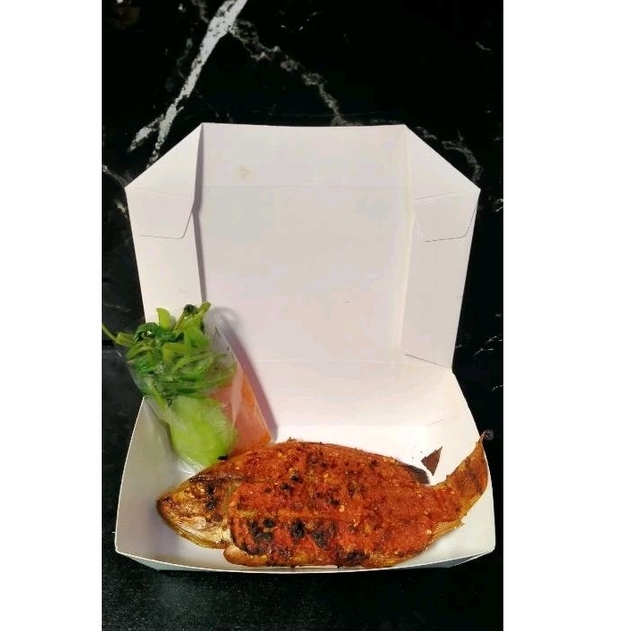 

Ikan Nila Bakar Bumbu Rujak Mamah Ira