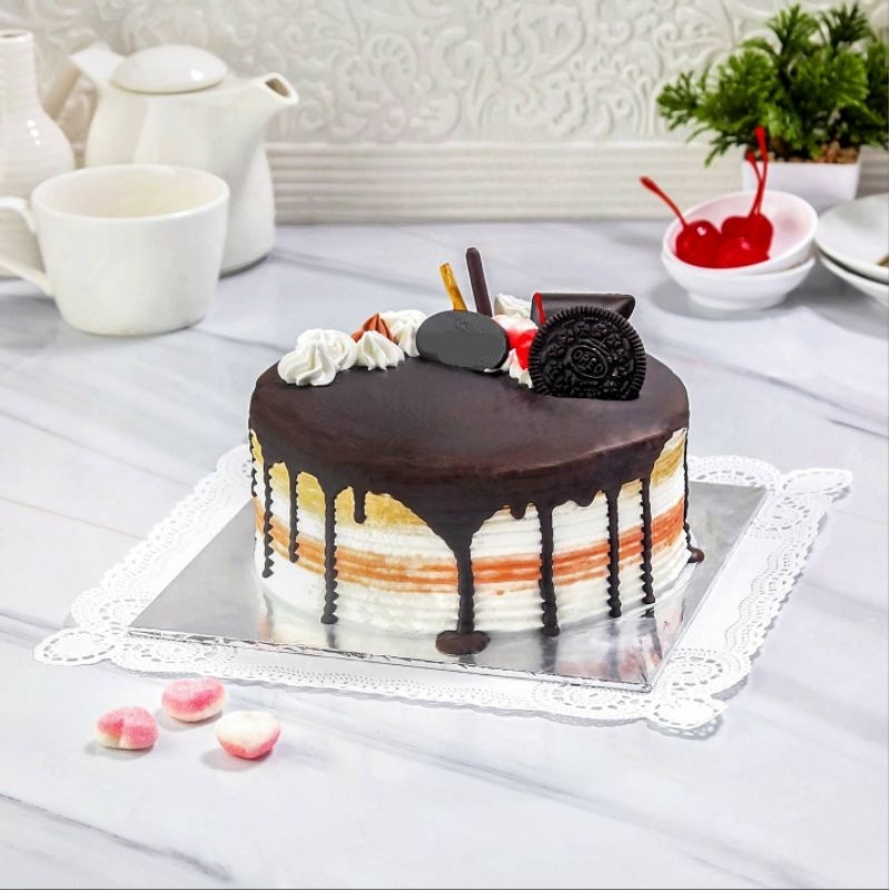 

Kue Ulang Tahun Layer Choco 16 cm - Drip Cake