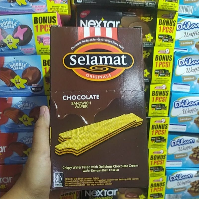 

wafer selamat chocolate 12gr 1box isi 20bungkus