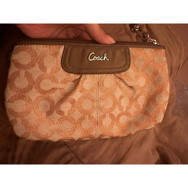 preloved coach wristlet