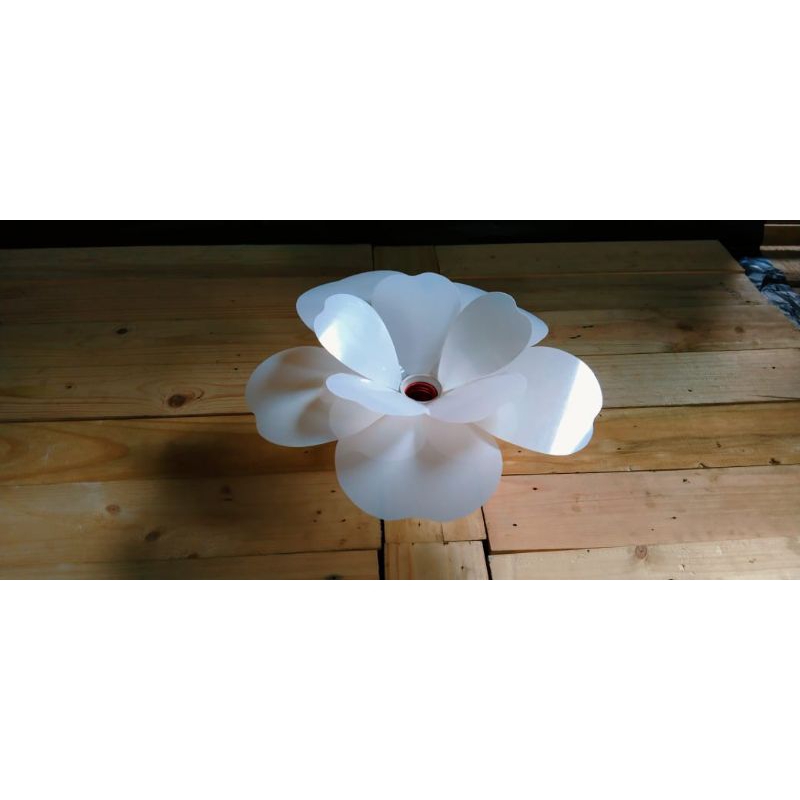 kap lampu dekorasi pelaminan