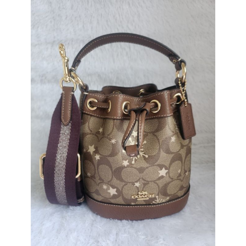 Tas Coach Dempsey Bucket