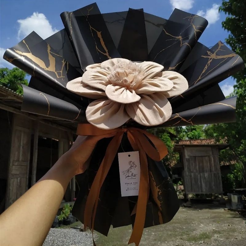 

Buket Hijab