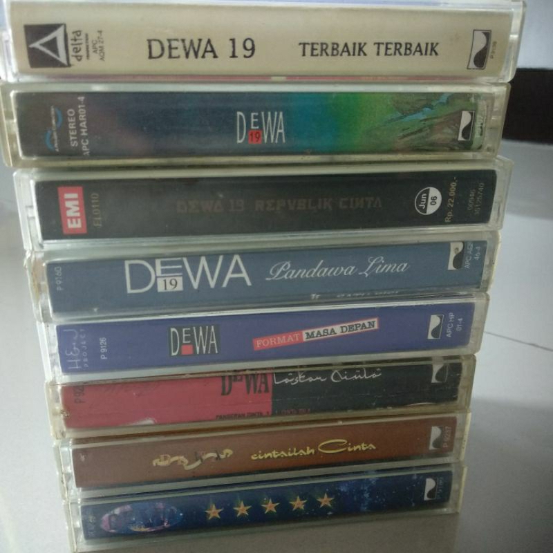 kaset pita paket dewa 19