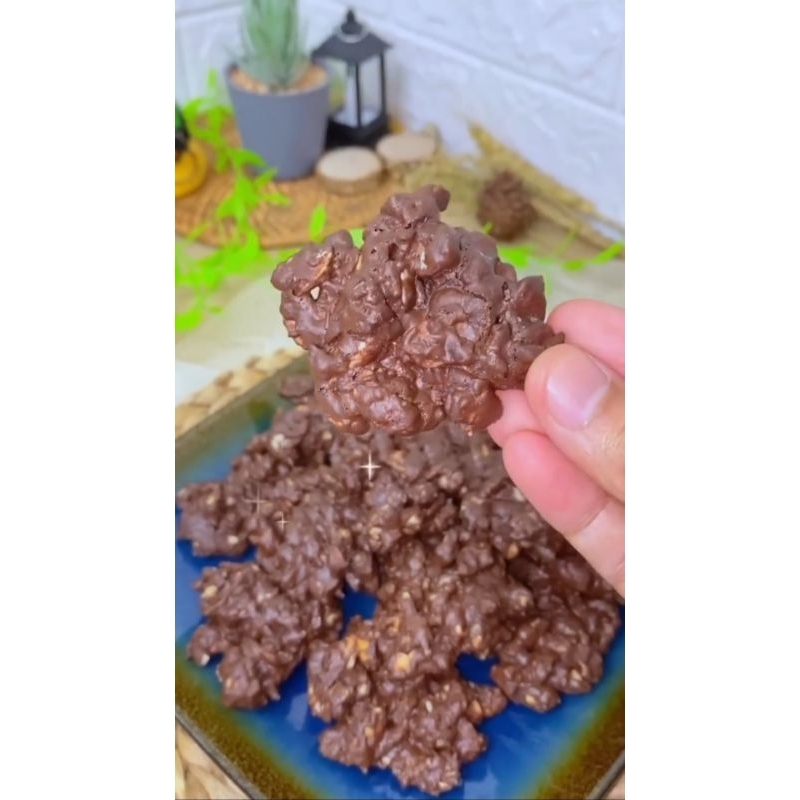 

Chocolate Peanut Cookies