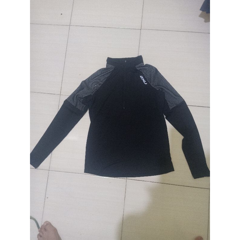 2Xu Long Sleeve compression 2xU running Preloved