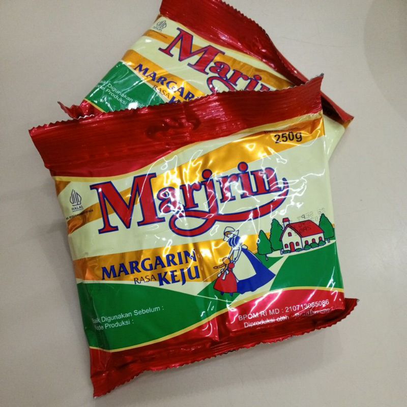 

Marjrin margarin rasa keju 250gr