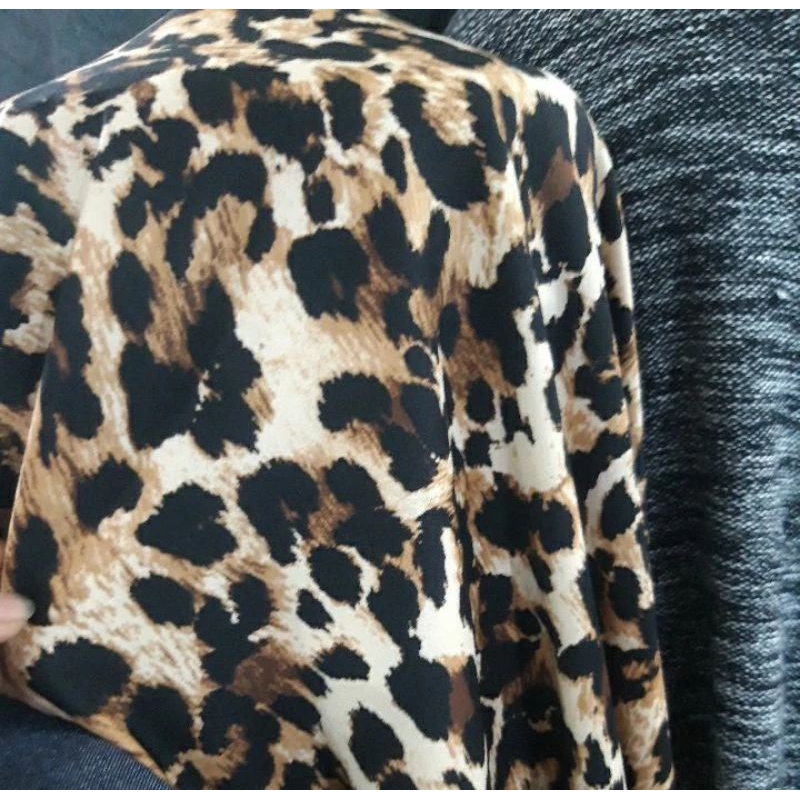 Bahan kain scuba motif macan premium meteran