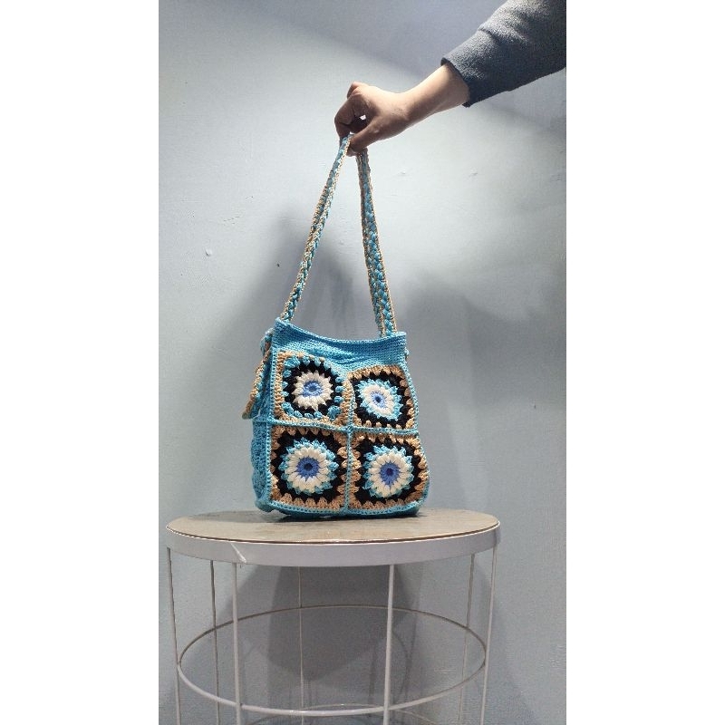 blue sky granny square bag/tas rajut granny square