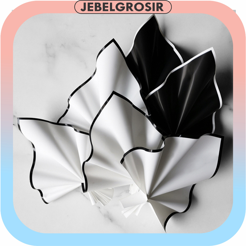 

20 LEMBAR Flower Wrapping Black White Cellophane Paper List Hitam Putih Kertas Buket Bunga Florist KB12
