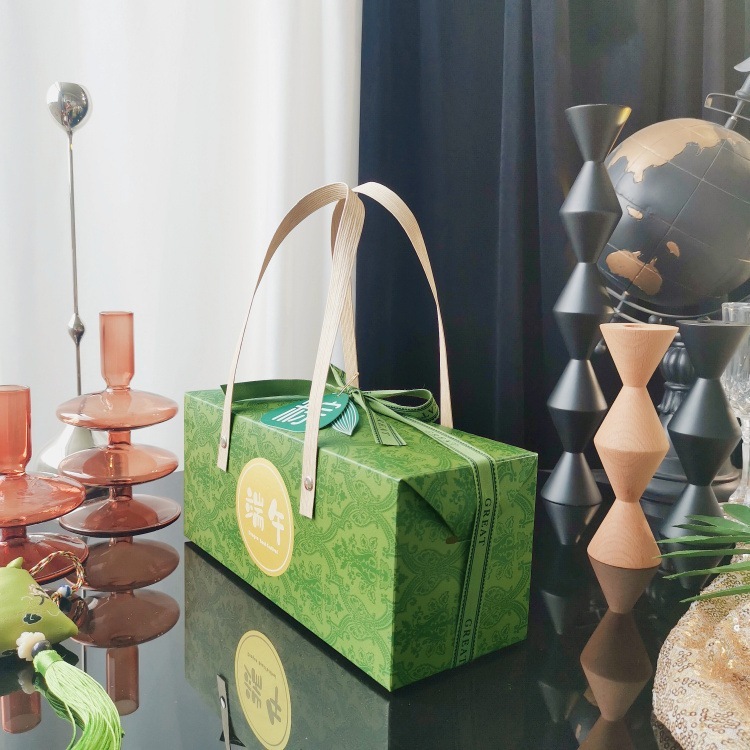 

Box hijau tenteng lebaran - paper bag idul fitri - kotak hampers lebaran idul fitri 2024