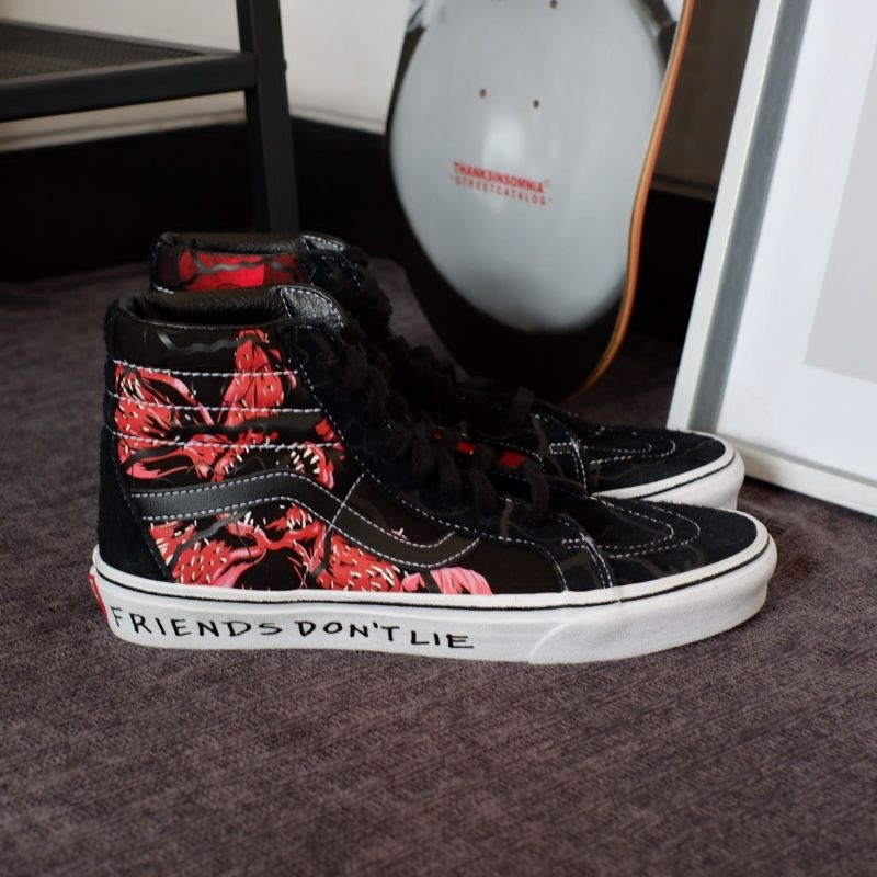 VANS SK8hi x NETFLIX STRANGER THINGS