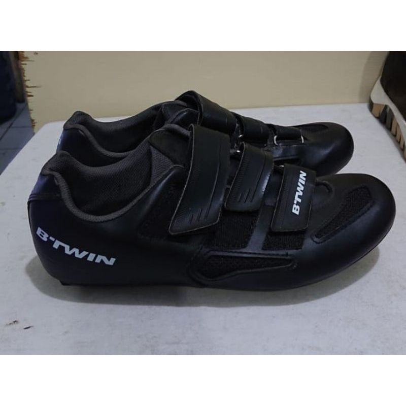 sepatu cleat road bike BTWIN