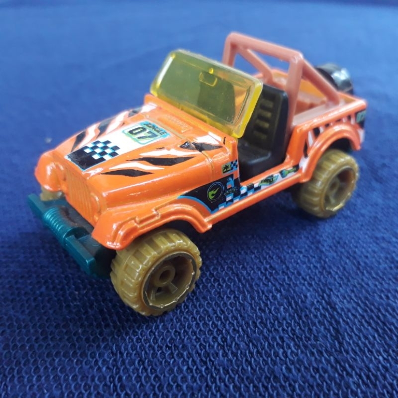 Diecast Loose Hot Wheels HW Jeep CJ 7 Orange