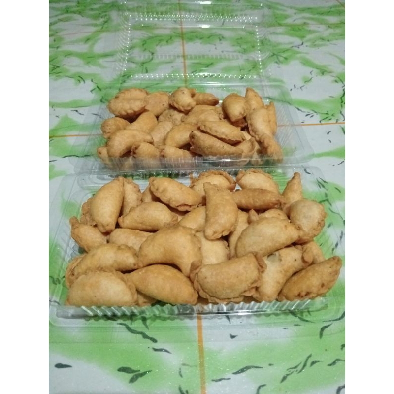 

pastel mini isi abon 200gram