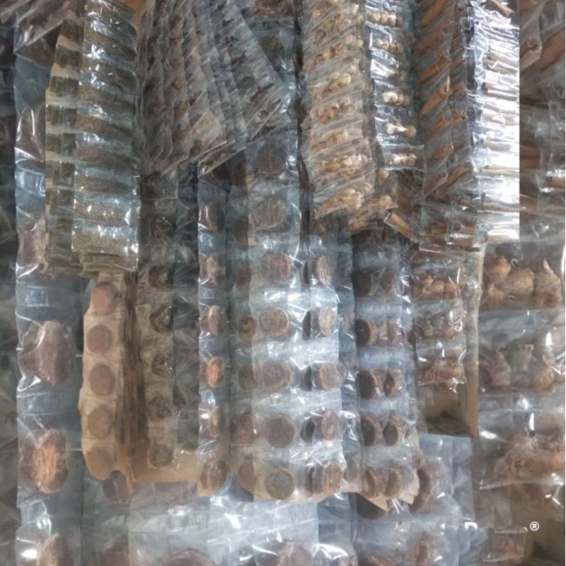 

Aneka Bumbu Rempah Alami Pilihan Rencengan 7 Strip