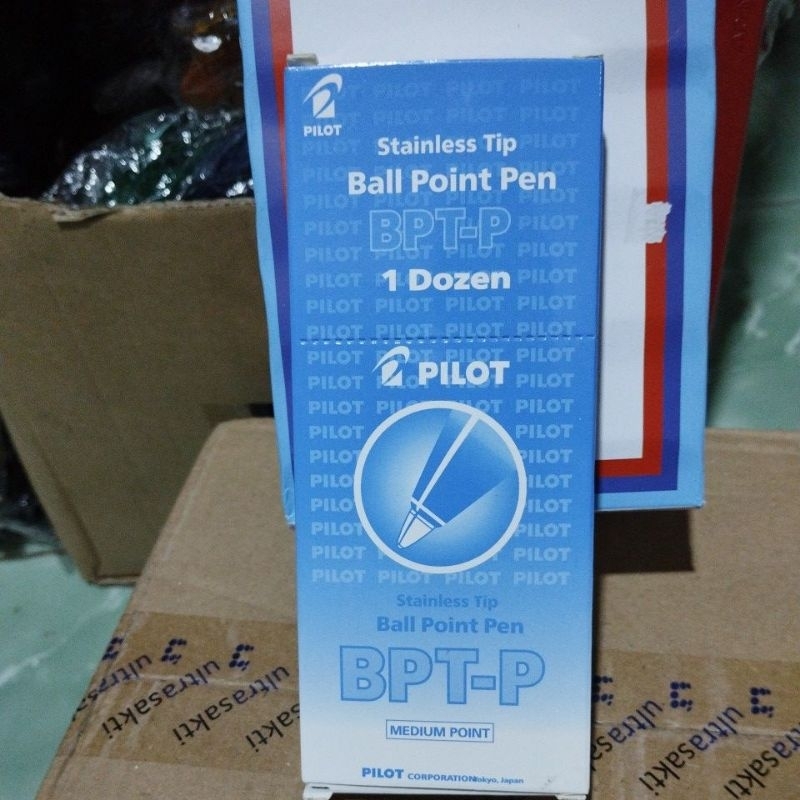 

pen pulpen pilot tinta hitam 12 pcs