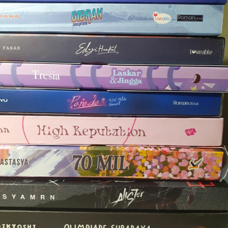preloved novel hardcover