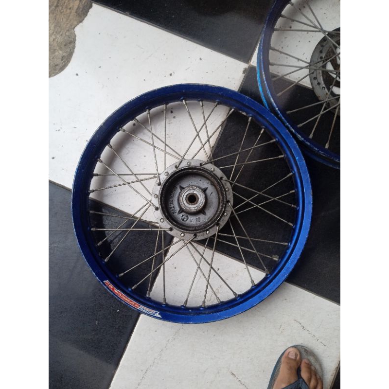Velg Kawasaki Kaze R, blitz R tromol original bagus