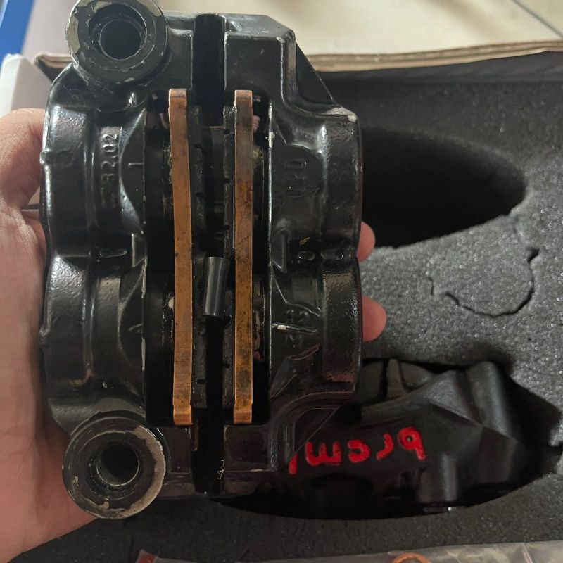 kaliper brembo gp4rs kiri kanan ori