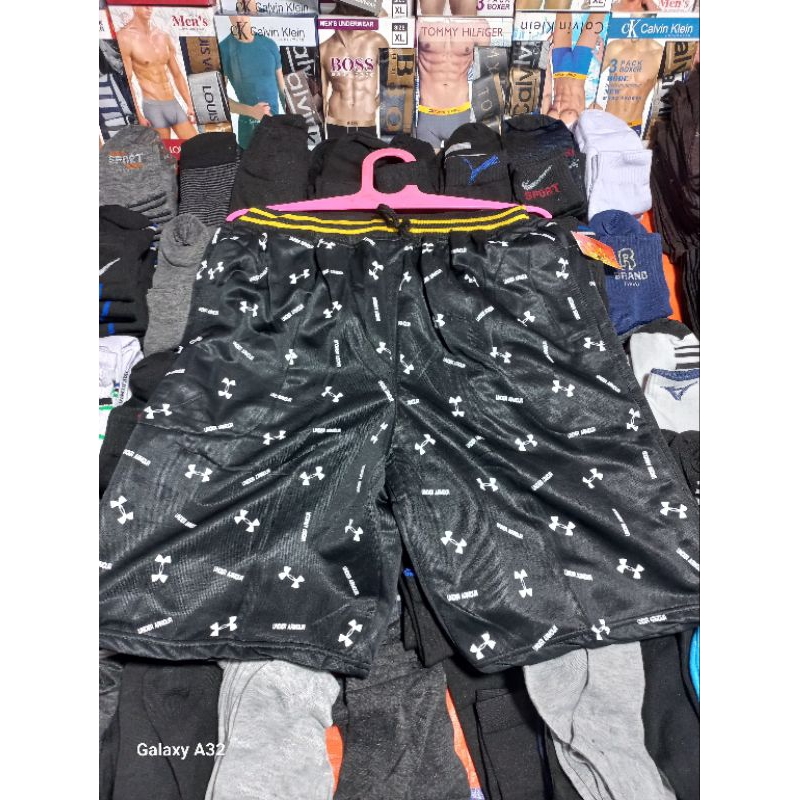 CELANA PRIA DEWASA DIBAWAH LUTUT