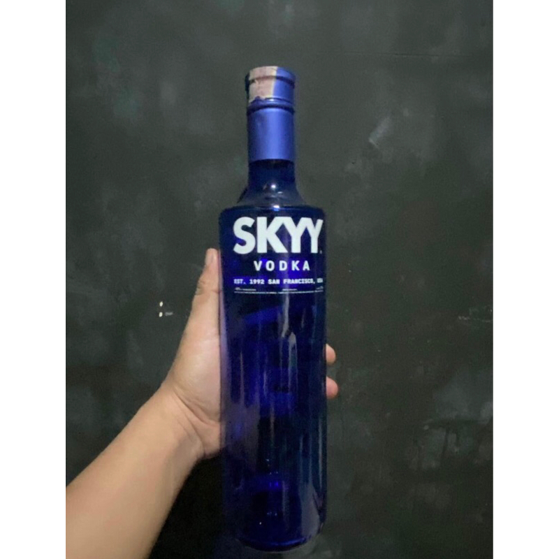 botol bekas miras skyy vodka / botol pajangan / botol import