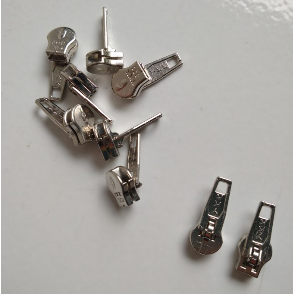 Kepala Resleting YKK no 3