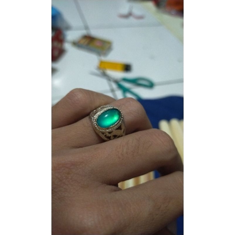 bacan giwang josss