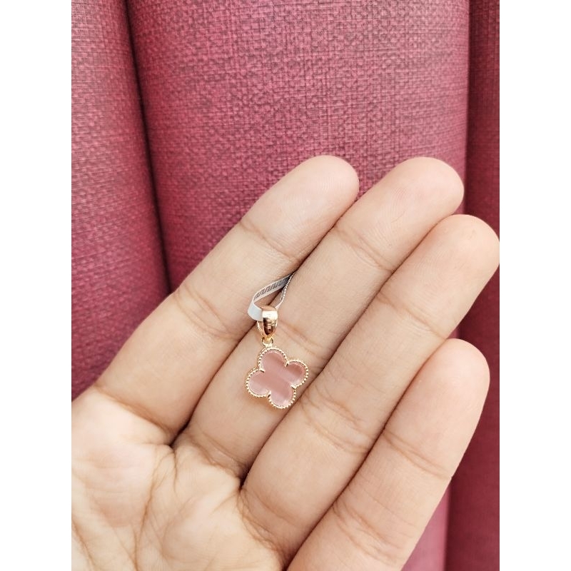 liontin vc pink emas 750%/17K/22k