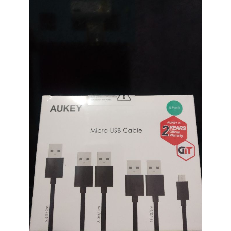 Aukey Powerbank/Kabel Data/Charger