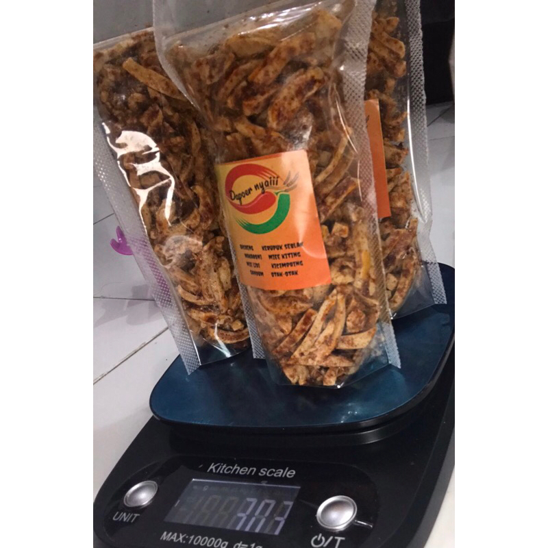 

BASRENG PEDAS DAUN JERUK Dapoer Nyaiii 100gram