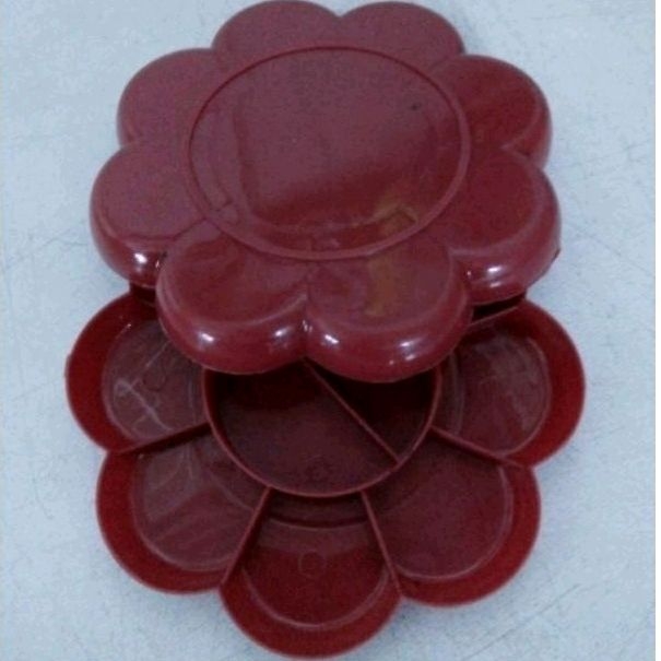 

PALLET CAT AIR MERK JENIA