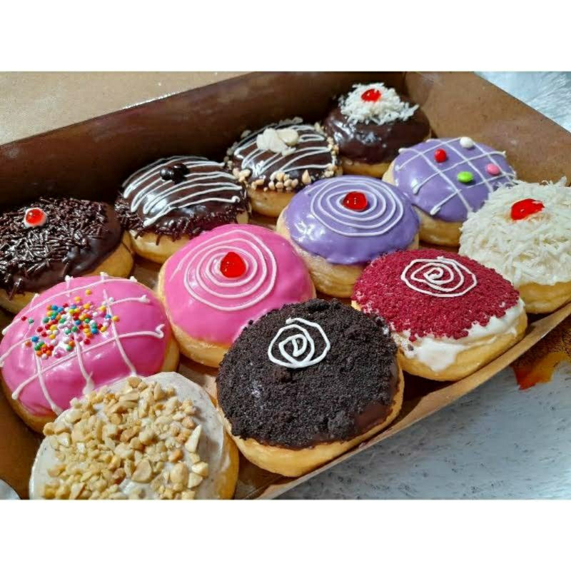 

1 Box Donat Kentang S ( 12 pcs)