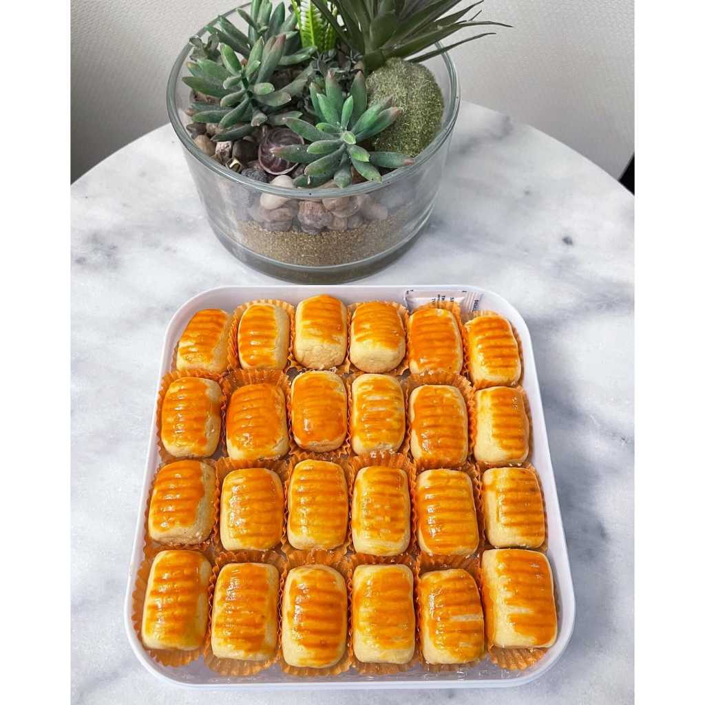 

YUMCHOCIES / MEELTING PINEPLE TART COOKIES